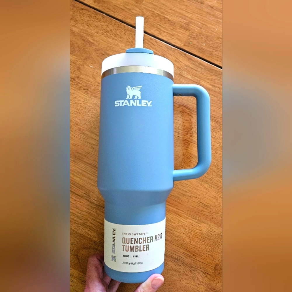 Stanley 40oz Flowstate Quencher Tumbler - Indigo